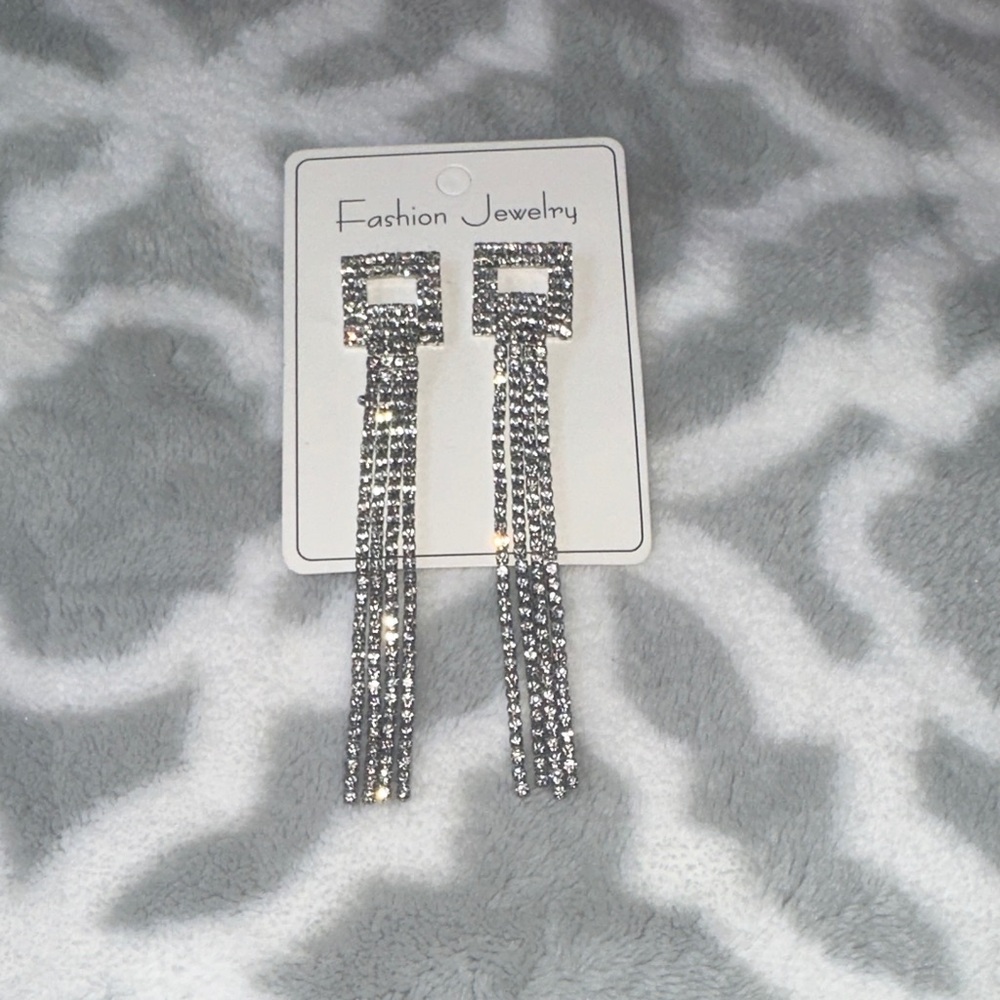 Elegant Silver Dangle Earrings